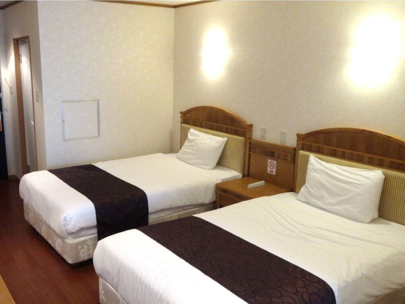 Hotel Castlevillage Miyakojima Exterior photo