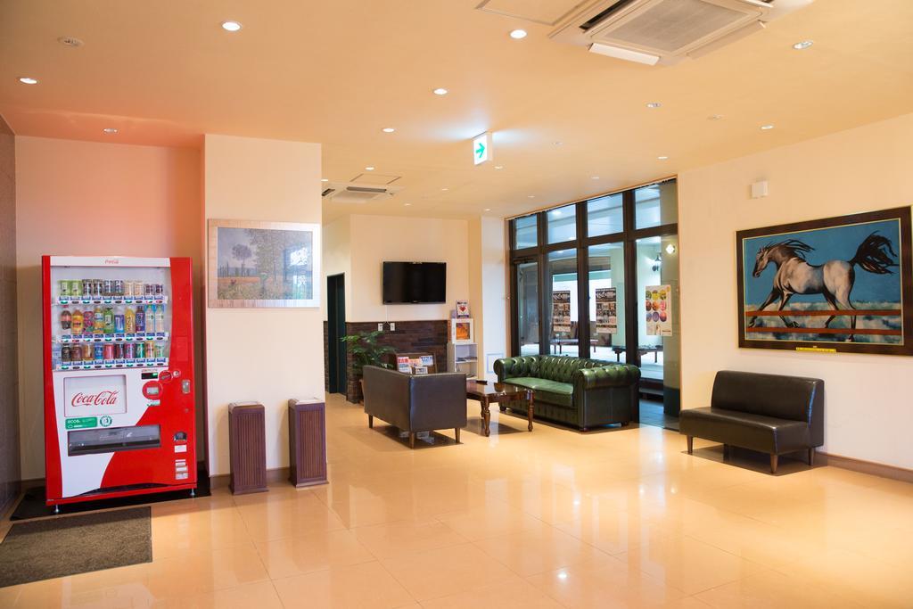 Hotel Castlevillage Miyakojima Exterior photo